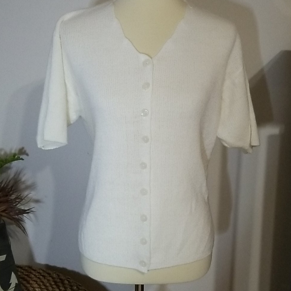 TAMRA Buttons Down Top